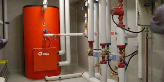Installation et entretien des systèmes de production d’eau chaude tant électriques que solaires